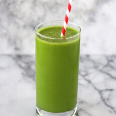 Green Smoothie Recipe from HandletheHeat.com
