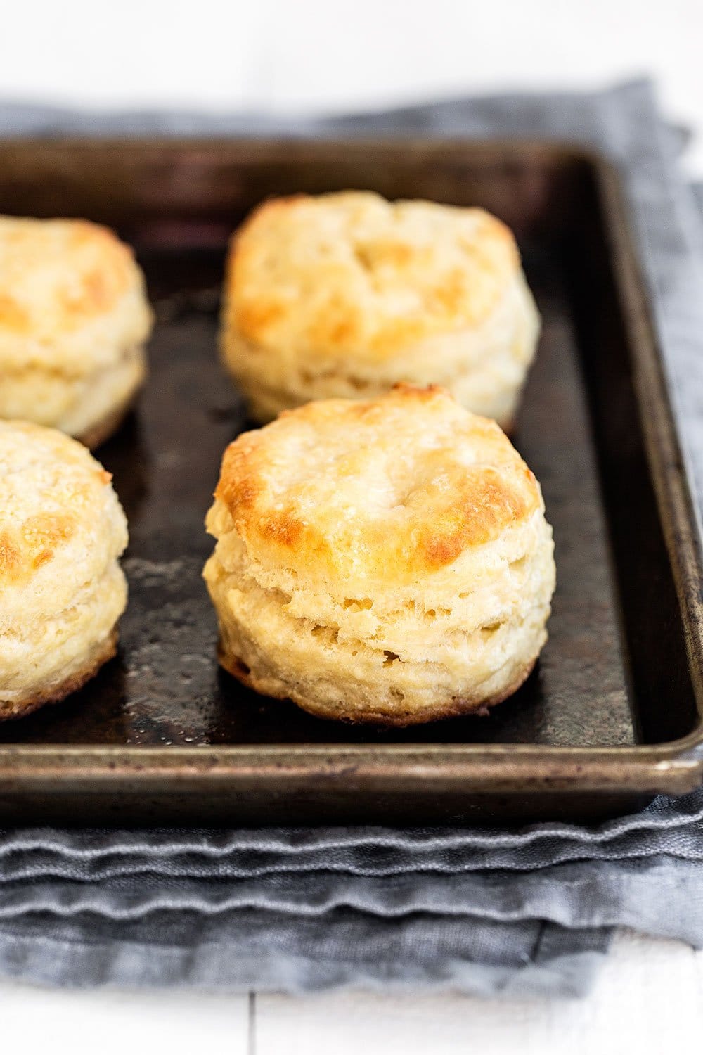 How To Make Buttermilk Biscuits Handle The Heat