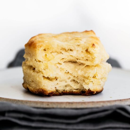 How To Make Buttermilk Biscuits Handle The Heat