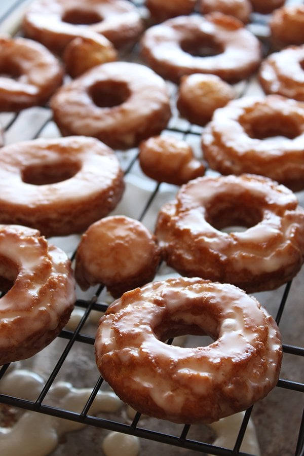 Old-Fashioned Sour Cream Doughnuts - just like at your favorite bakery!! No yeast!