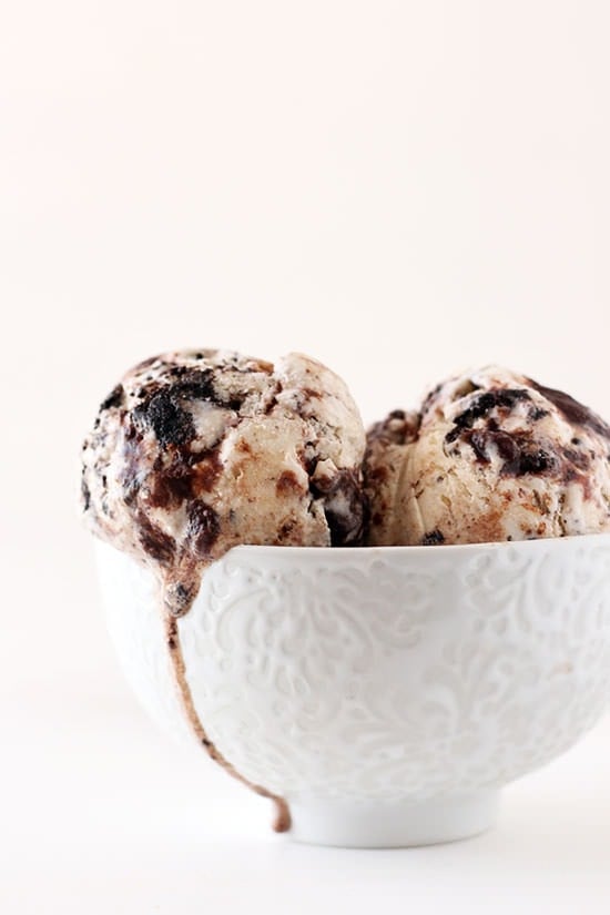Cookies & Cream Fudge Swirl Ice Cream