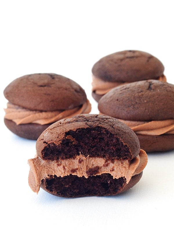 Nutella Stuffed Chocolate Whoopie Pies