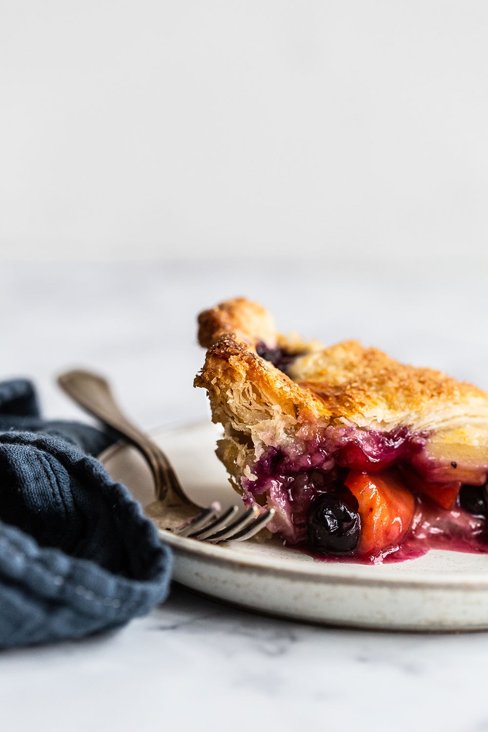 Blueberry Peach Pie Handle The Heat